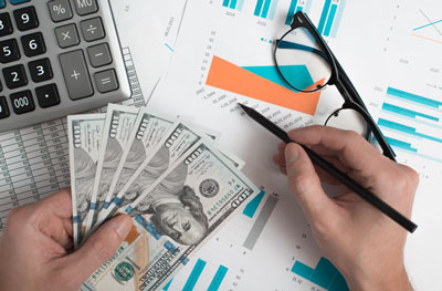 Illustration of retiring at 65 with a focus on peace of mind from predictable monthly income