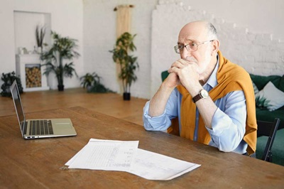 Illustration of retirement regrets caused by underspending
